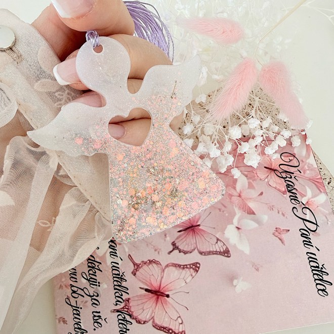 darek-pro-pani-ucitelku-od-zaku-andel